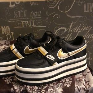 Nike platform sneakers 💕